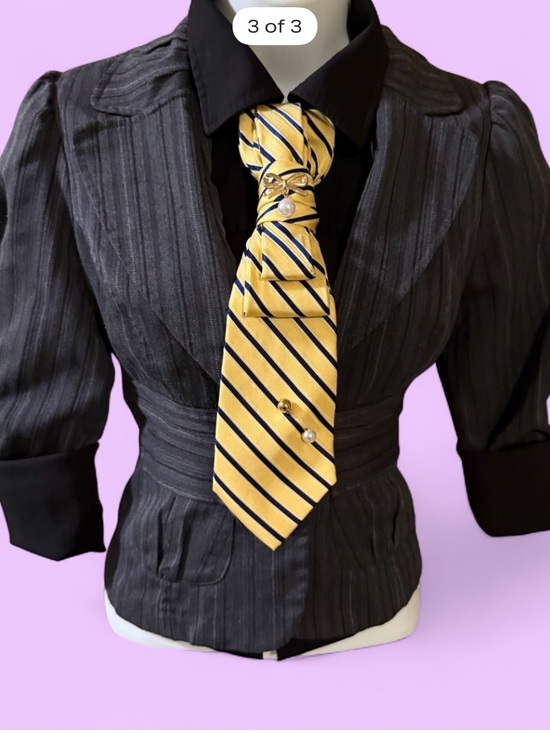 Nautica Jewelry - Handcrafted Vintage Tie Necktie
Necklace, Classy, Yellow & Navy Stripes, pearl